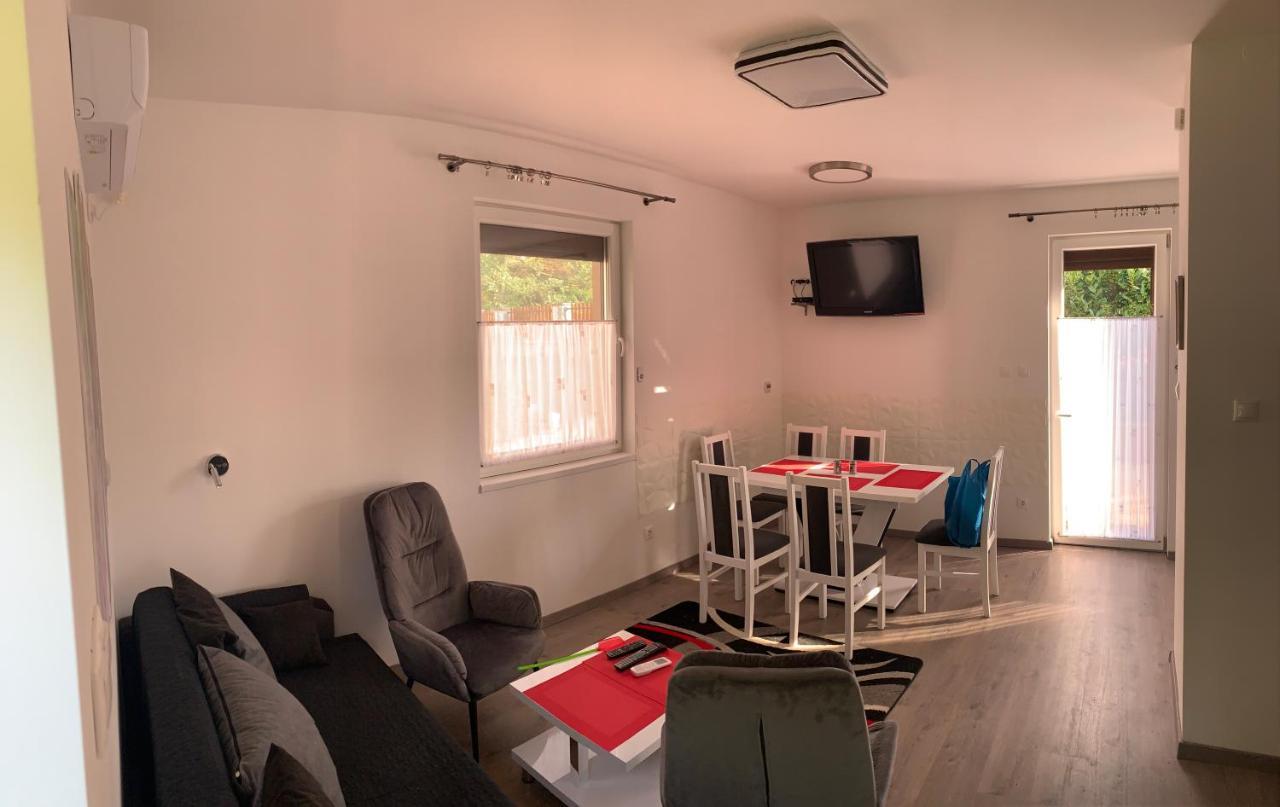 Ferienwohnung House Carlo Ponty Tass Exterior foto